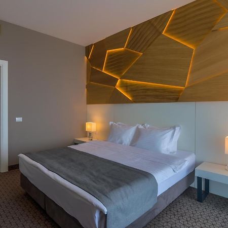 Nyota Hotel & Conference Center Mamaia Eksteriør bilde