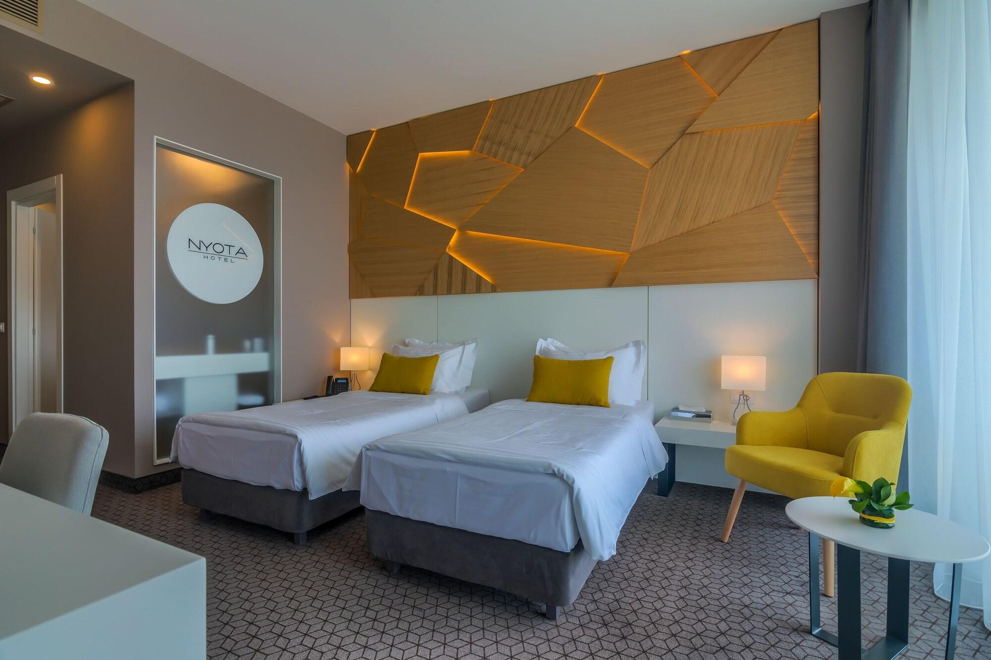 Nyota Hotel & Conference Center Mamaia Eksteriør bilde
