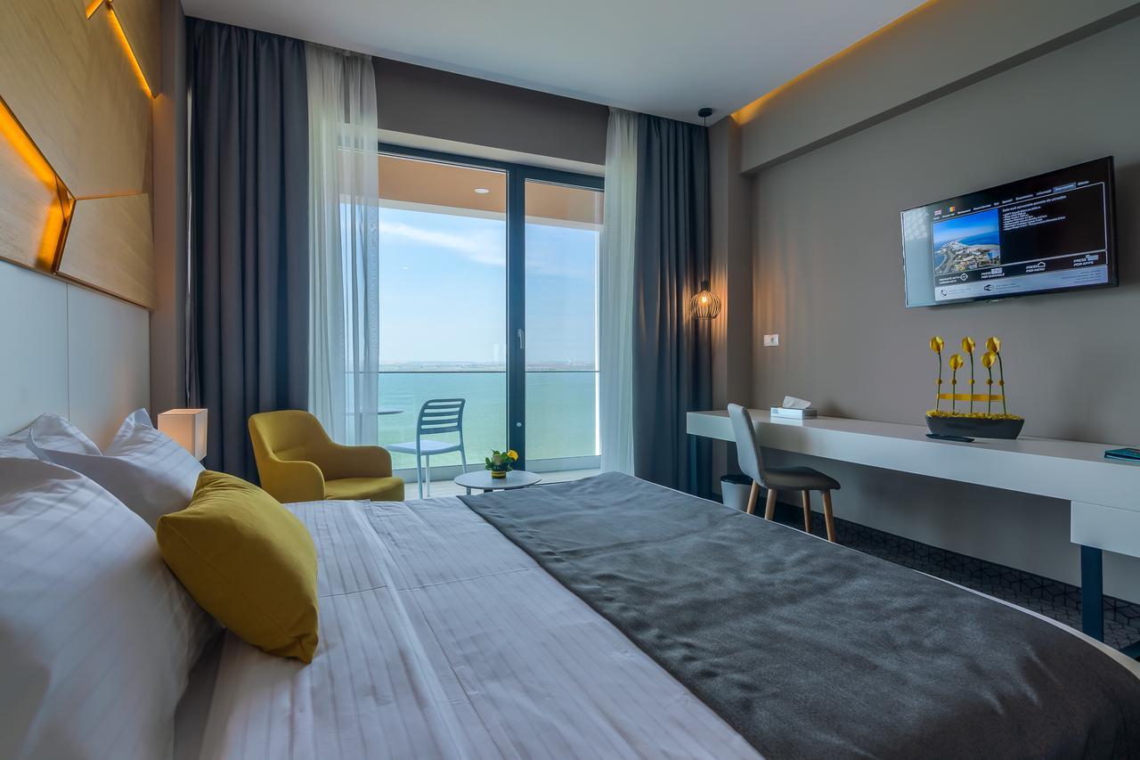 Nyota Hotel & Conference Center Mamaia Eksteriør bilde