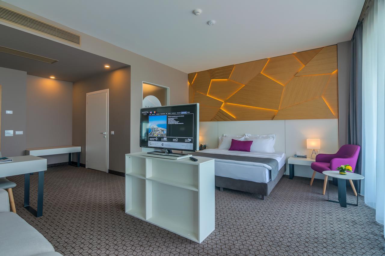 Nyota Hotel & Conference Center Mamaia Eksteriør bilde